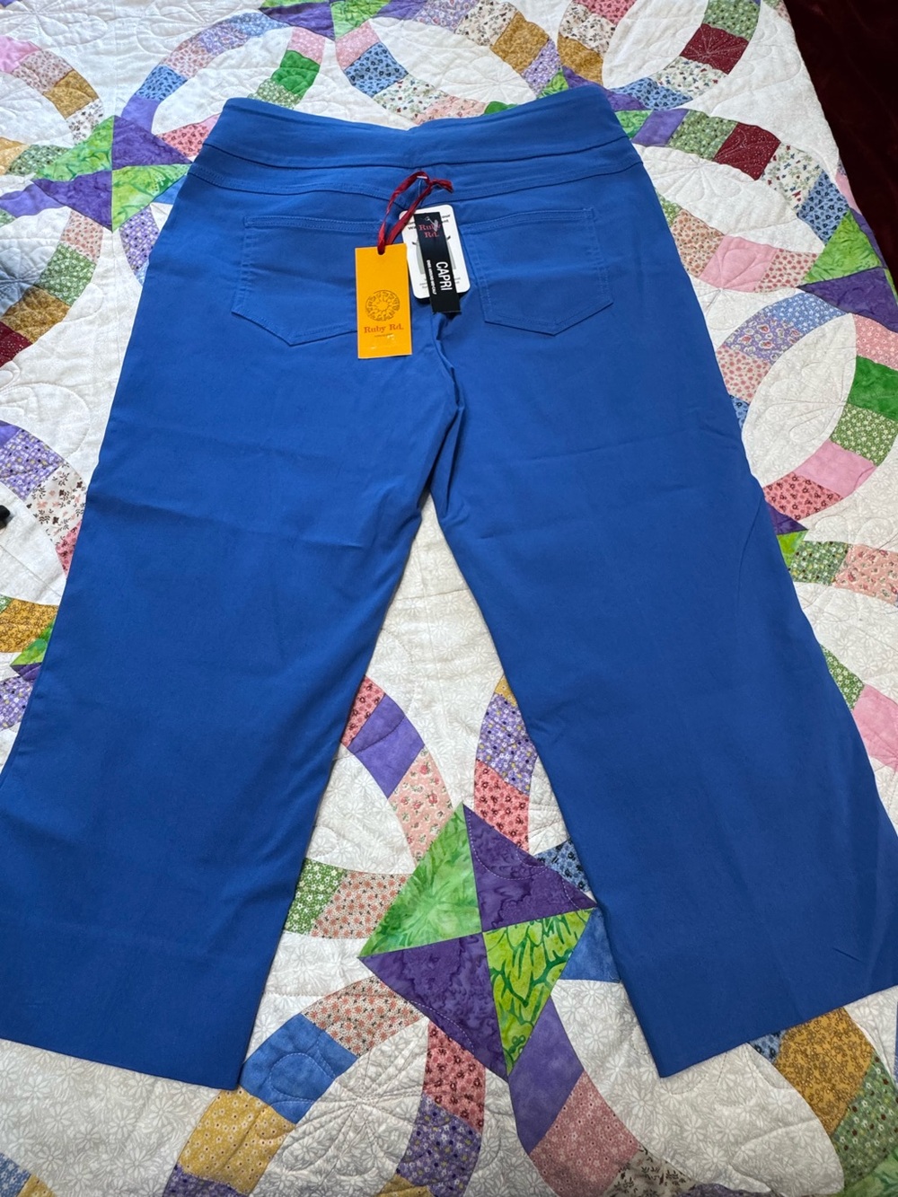 New, Ruby Rd. Blue Wide-Leg Pull-On capris medium